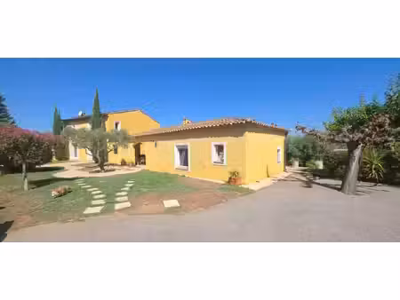 villa trans en provence 9 pièce(s) 228 m2
