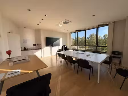 location bureaux hallennes lez haubourdin 59320 135m²