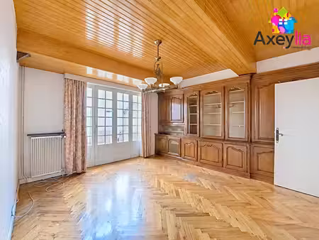 à vendre - charlieu centre - maison 3 pièces avec terrasse et garage