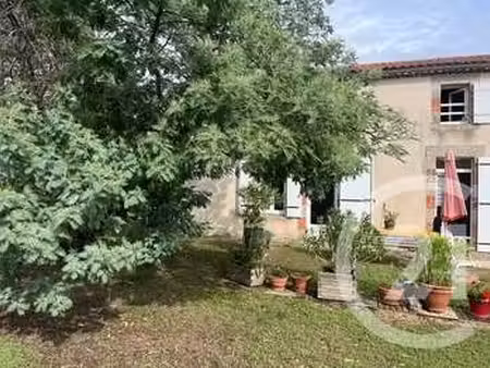 location maison à la roche-sur-yon (85000) : à louer / 114m² la roche-sur-yon