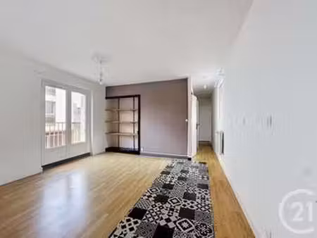 location appartement 2 pièces à brest (29200) : à louer 2 pièces / 44m² brest