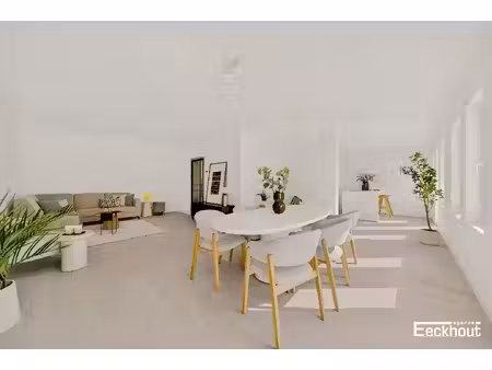 prachtig gerenoveerd appartement met 3 slaapkamers en terrassen!