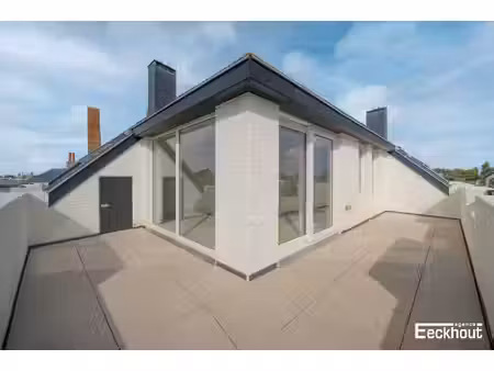 uniek  ruim appartement (181 m²) met 4 slaapkamers & 4 zonneterrassen!