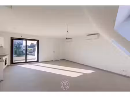 zeer ruim twee slaapkamer appartement met een label a