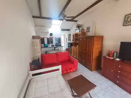 appartement 1 pièces 25 m² à louer vitrolles 13127 ? | era immobilier