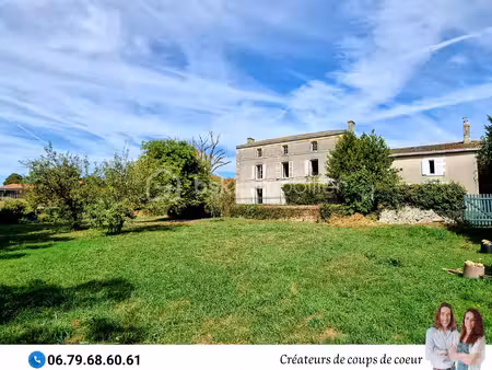 corps de ferme de 269 m² à beaussais-vitre
