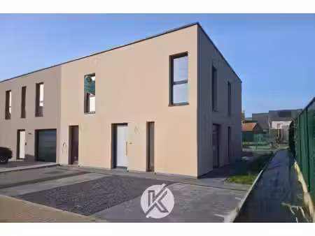 duurzame nieuwwbouwoning nabij centrum herzele