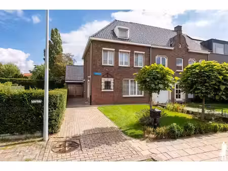 karaktervolle gerenoveerde woning met 4 slaapkamers