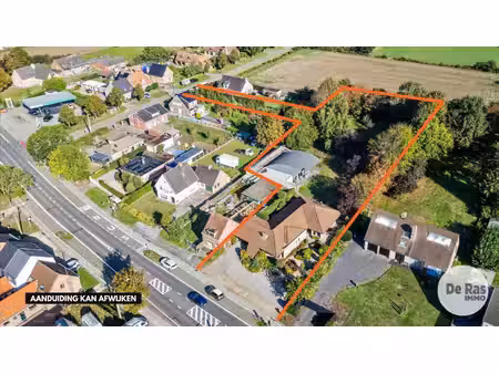 laarne - karaktervolle villa met binnenzwembad op perceel van 42 are