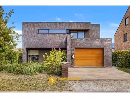 verkocht - rustig gelegen villa met 3 (bad)kamers te koop in wachtebeke