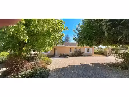 villa a vendre vic fezensac 145 m²; 4 chambres ;terrain de 3000m² avec vue degagee