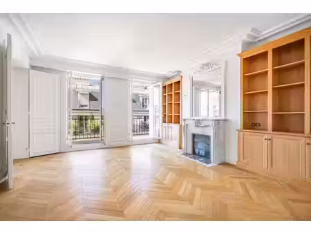 neuilly-sur-seine  île-de-france  france with id 2886831724