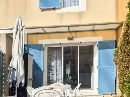 maison la londe les maures 3 pièce(s) 45 m2 325 000