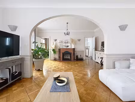 achat maison 7 pièces 366m²