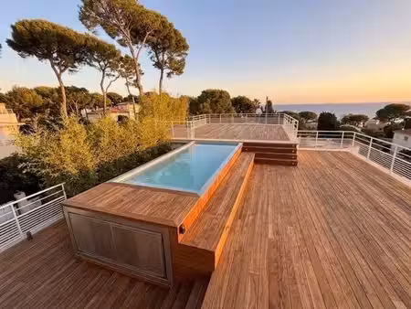 appartement de luxe de 4 chambres en vente à antibes  france