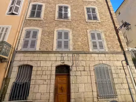 immeuble draguignan 18 pièce(s) 225 m2