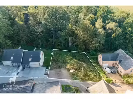 terrain à vendre de 742 m² à carnières (vbe71484)