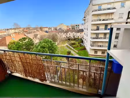 3 pièces calme vue dégagée
