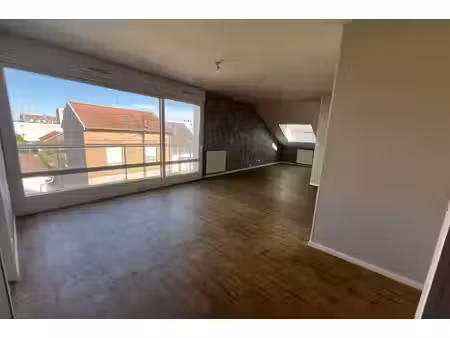 nouveauté — t3 de 67 76 m² — 73 rue pierre brossolette - reims