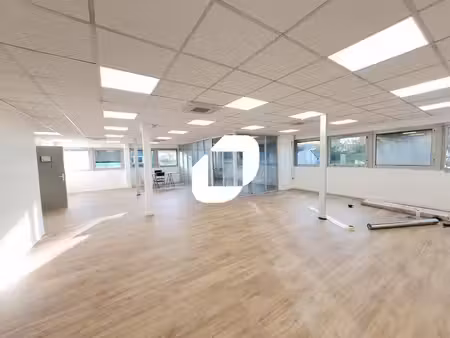 location bureaux torcy 77200 100m²