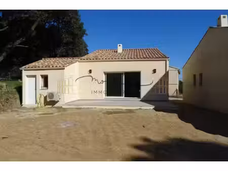 location maison 4 pièces 81m² comps 30300