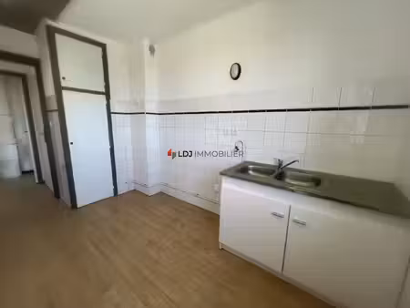 location appartement 3 pièces 67m² perpignan 66000