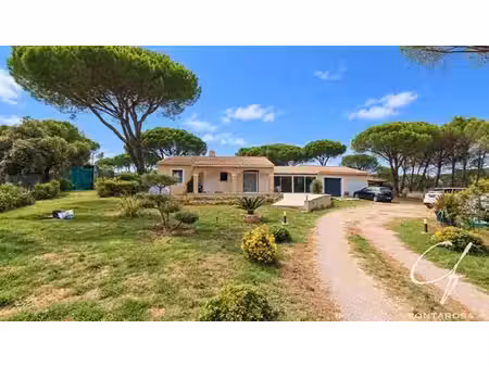 maison de luxe 3 chambres en vente à le muy  france