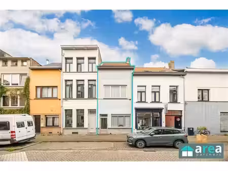 huis te koop in borgerhout met 4 slaapkamers