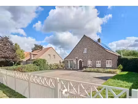 huis te koop in hechtel-eksel met 4 slaapkamers