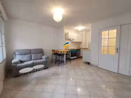 location appartement 2 pièces 40m² st fargeau ponthierry 77310
