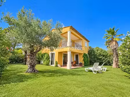 vente villa 3 pièces 82 m2 à roquebrune-sur-argens