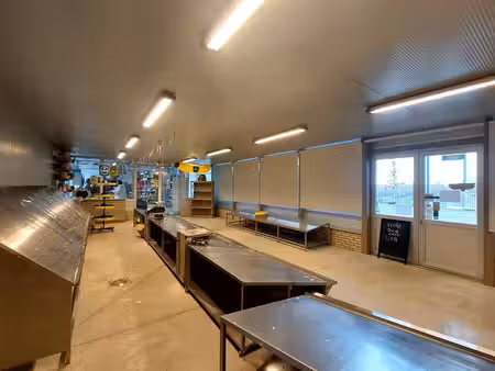 commercieel te huur in wakken