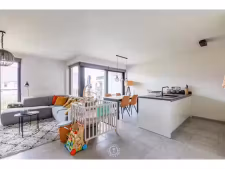 appartement te huur in sint-niklaas met 2 slaapkamers