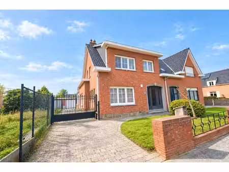 huis te huur in emblem met 3 slaapkamers