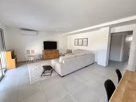 location appartement 3 pièces  80.34m²  ségoufielle