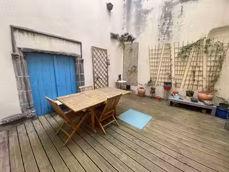 plateau central f5 de 112m² avec terrasse de 22m²