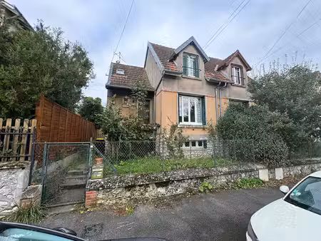 location maison 3 pièces  60.09m²  blois