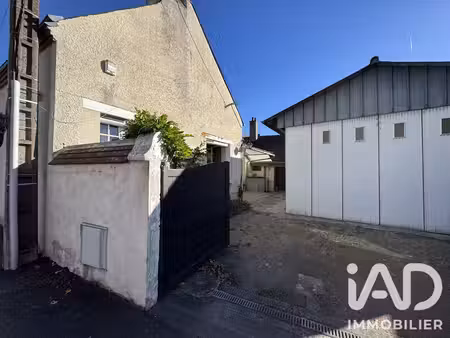 maison de ville à saint-denis-de-l’hôtel (45550)