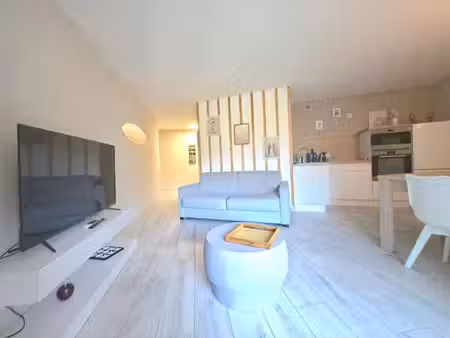 achat appartement 2 pièces 43m² bormes les mimosas 83230