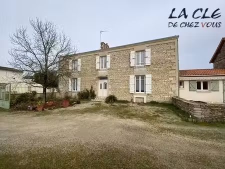 achat maison 7 pièces 180m² st pierre le vieux 85420