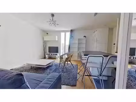 location appartement 2 pièces 48 m² à puteaux (92800)