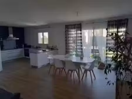 location maison 5 pièces 115 m² à léojac (82230)