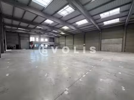 location local d’activités hallennes lez haubourdin 59320 1080m²
