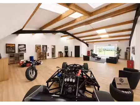 vente local d’activités pissy poville 76360 636m²