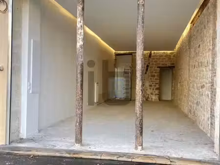 location commerce paris 75011 60m²