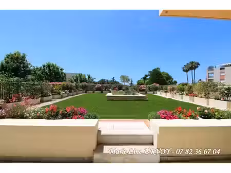 appart t4 avec jardins privés  dans résidence de standing sécurisée avec piscine et tennis