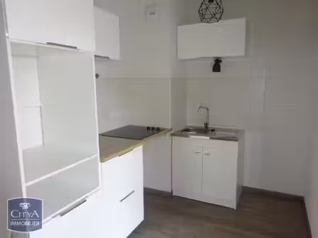 location appartement 2 pièces 39m² istres 13800