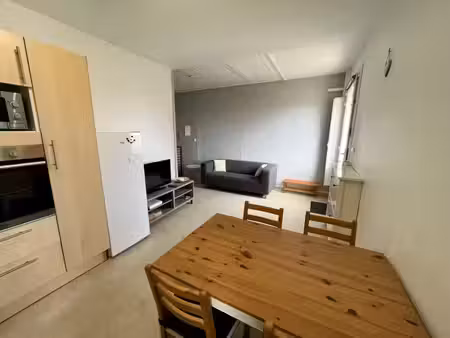 location appartement 2 pièces 44m²