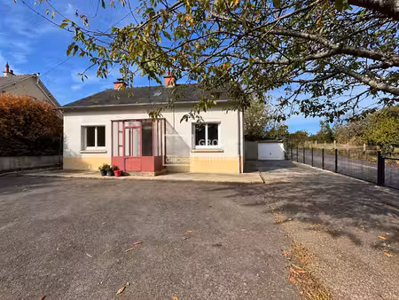 a vendre - agence giboire en exclusivite - maison de plain pied d'environ 70.06 m2 - guich