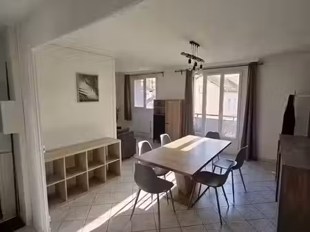 location appartement 3 pièces 62 m² à grenoble (38000)